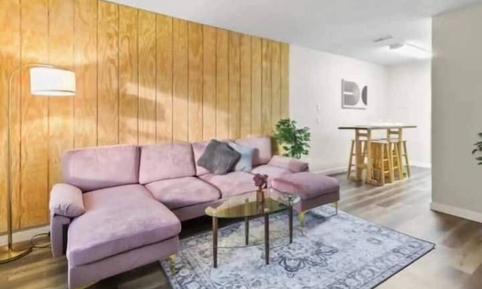 Pinellas Park Apartment | 2 Bedroom 758070 by Houzlet