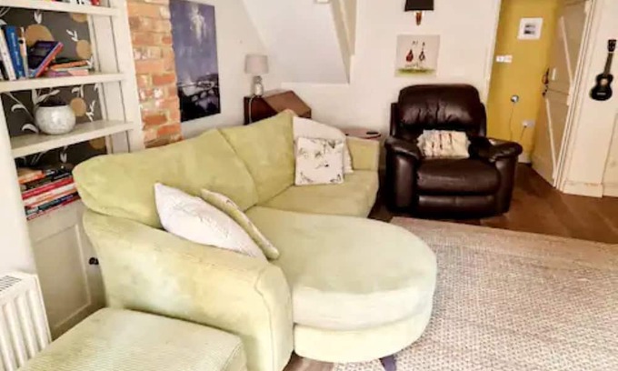 Wimborne Cottage | Beautiful cottage in town centre