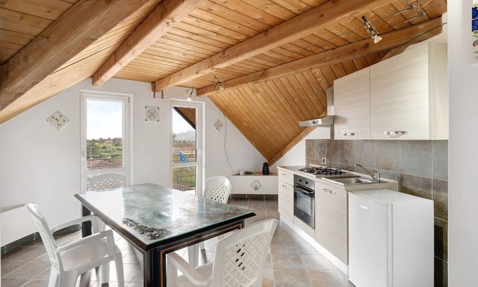 Fisciano Apartment | Apartment 'Parco San Lorenzo 1' with Balcony