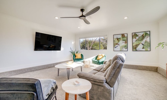West University House | Modern Reno Home w/ Mountain View: Near Downtown!