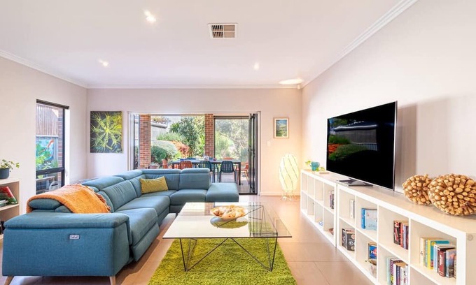 Henley Beach South Apartment | Pop Art Paradise A Family Getaway at Henley Beach