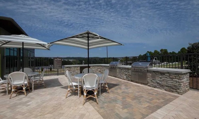 Pelham Apartment | Near Oak Mt Amphitheatre and Pelham Civic Complex