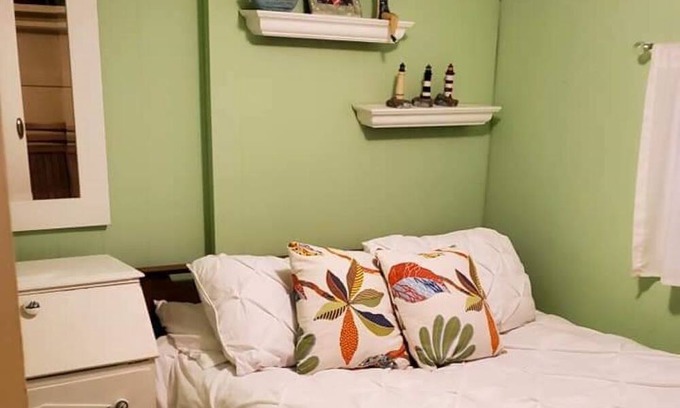 Rockaway Beach House | Welcome to Anchors Away