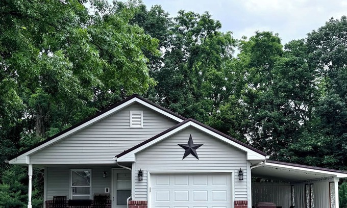 Rockville House | Little home away from home.