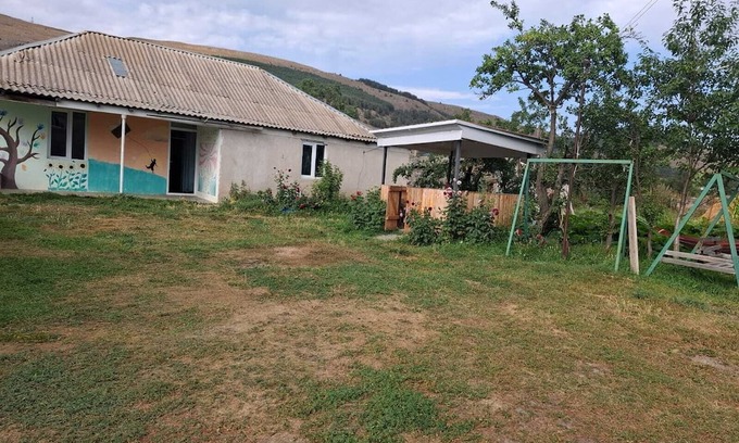 Tsalka House | 🌿 Cozy Countryside House with Garden – Perfect for Relaxing Getaways