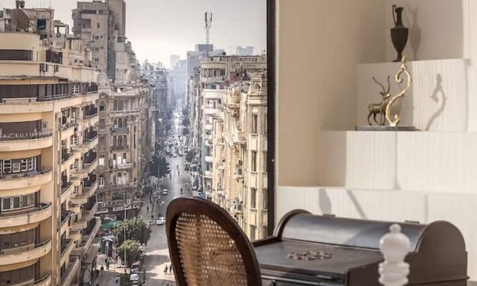 Downtown Cairo Apartment | ~Sunny Vintage Haven" Dual Balcony, Panoramic View