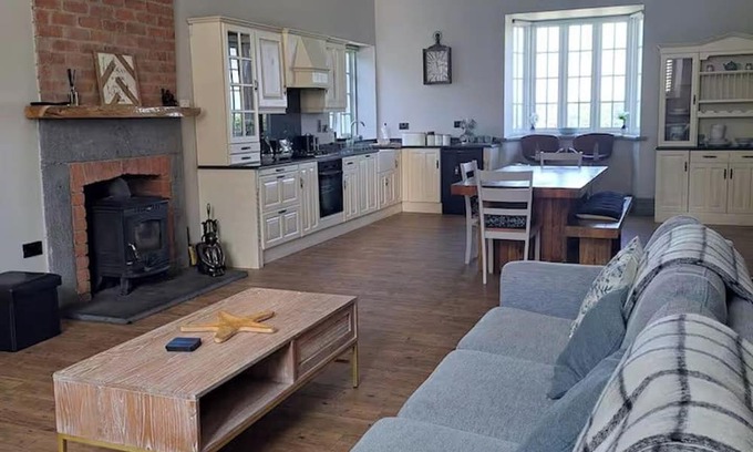 Foynes House | Cozy School House Retreat in Foynes