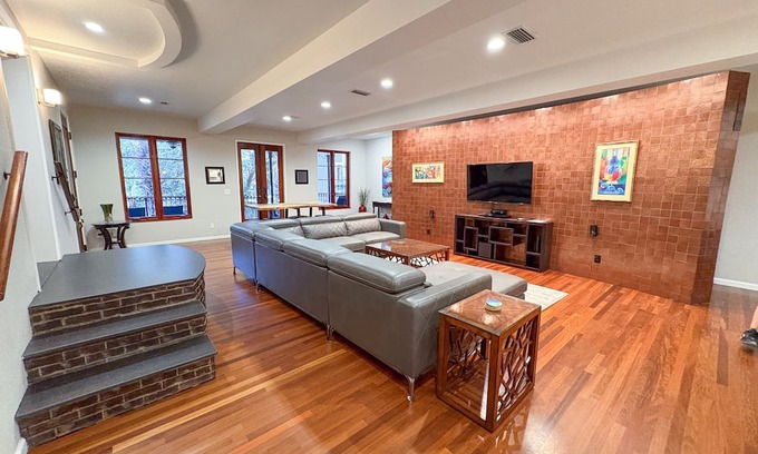 Baytowne Wharf Condo | Cozy coastal condo with shared pool and beach access, close to everything