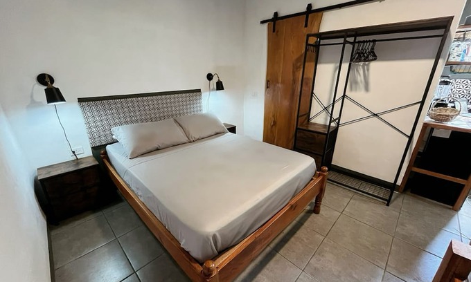 Santa Cruz House | Boutique Bungalow with Kitchen, Terrace & Views