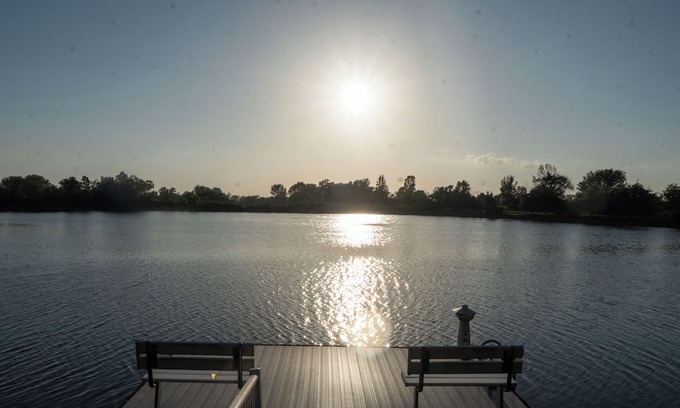 Graymont House | Trek & Relax: Countryside Home w/Hot tub+Water Views+Fishing+Grill+Campfire+