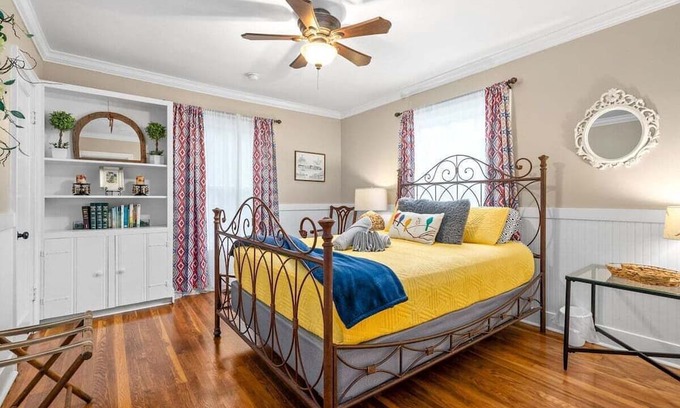Springfield House | 3BD 102 Madison Ter S