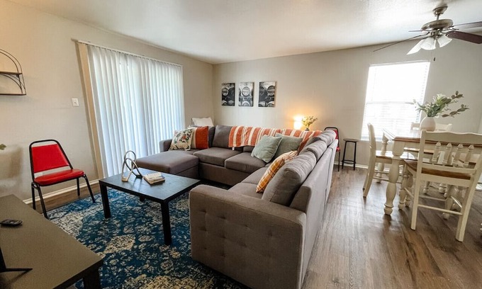 Northwest Corpus Christi Apartment | Spacious 3BR Retreat with Pool & Prime Location