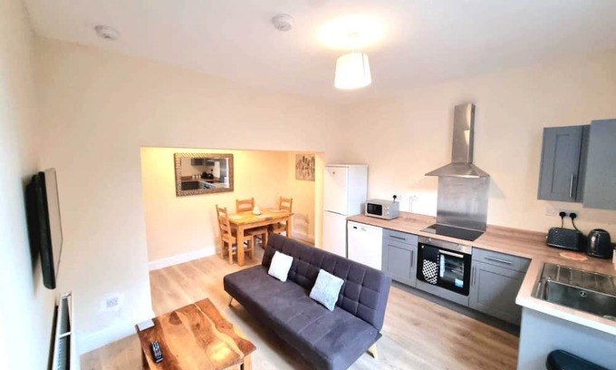 Barbourne Apartment | Apartment in the centre of Worcester with free parking