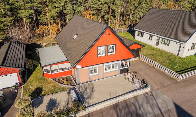 Oskarshamn House | Beautiful 5 bedroom house close to the bay Gunnarsö .Pets allowed
