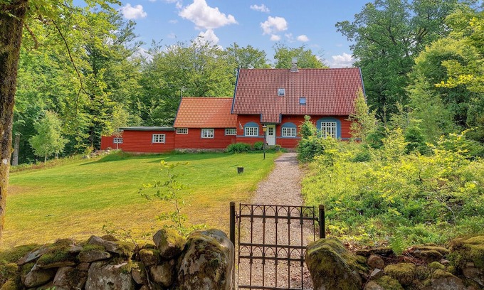 Markaryd Municipality House | Cozy home in Markaryd with WiFi
