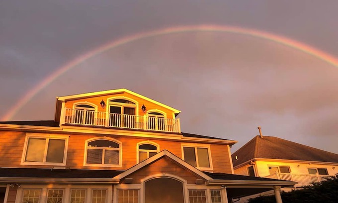 Seaford House | Ryder Cup! 4 beds 3.5 Bath house w/views in Seaford, LG Den w/Pool TBL, A/C