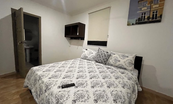 Eastern Region Apartment | Enchanting 3-bedroom apartment with AC in Somanya
