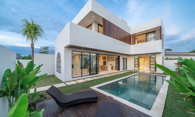 Uluwatu Villa | 3BR Villa in Central Uluwatu – Walk to Beach