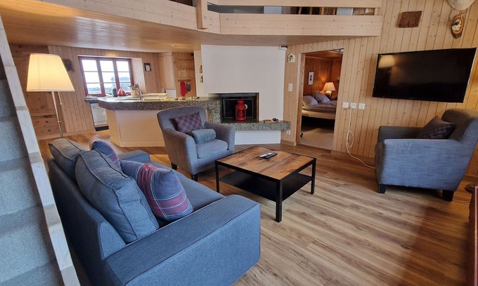 Saas-Fee Apartment | Charming duplex flat in the old Valais style house Hannig