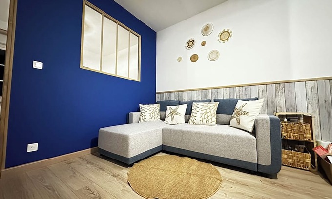Sully-sur-Loire Apartment | The sea effect on the banks of the Loire