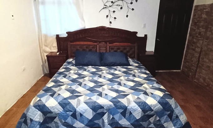 Chiquimula House | Garden House 1km pradera chiquimula