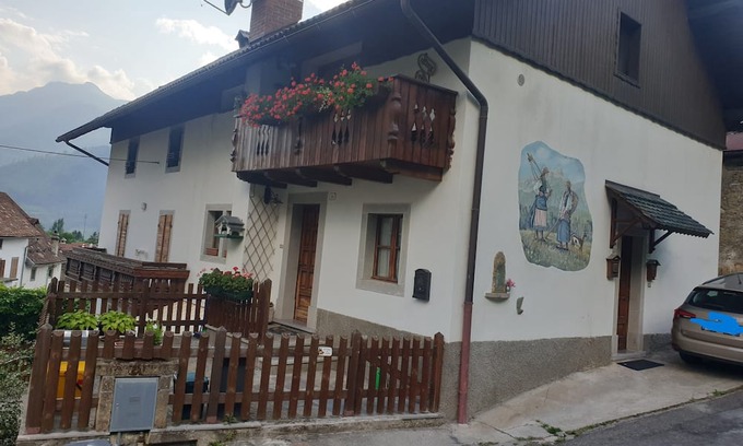 Ovaro Apartment | Patty House, Liariis di Ovaro - Carnia - Udine, a few kilometers from Zoncolan