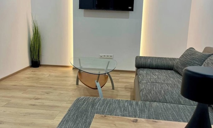 Juh Apartment | Nikky Apt!