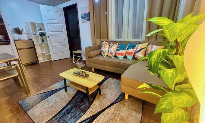 General Santos Cabin | Bloomstone Urban Chill Cabin