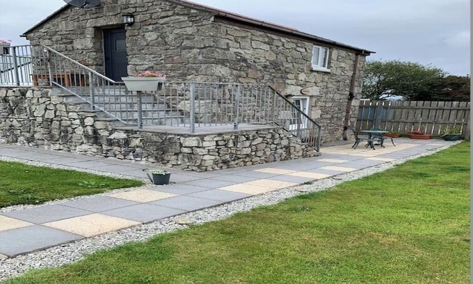 Stenalees House | Unique 2 storey Barn near St Austell. Located near the Eden Project