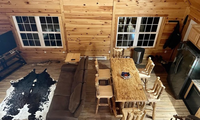 Wells Tannery Cabin | Welcoming 3 bedroom cabin