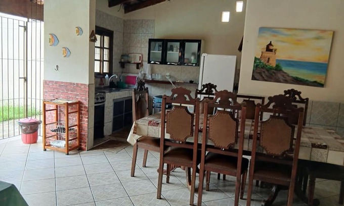 Pereque-Acu House | Linda e Aconchegante Casa a 400m da Praia