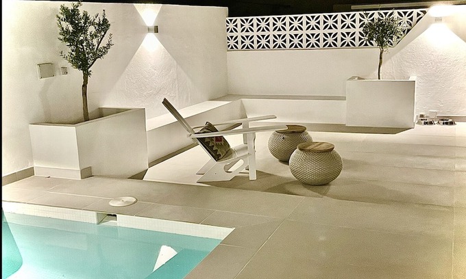 Santa Cruz de Tenerife Condo | Mencey City Pool
