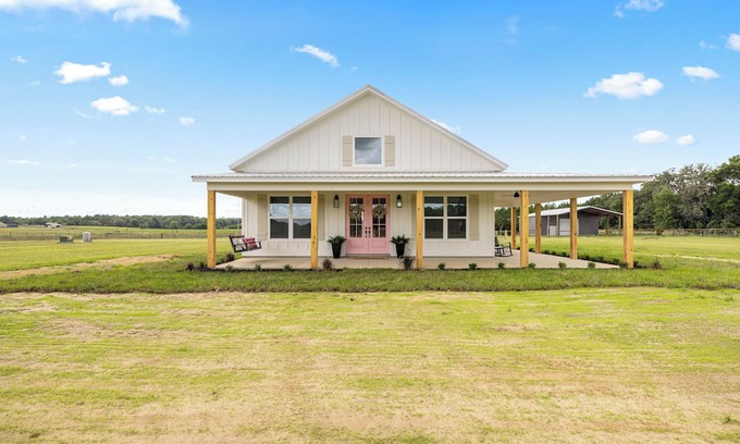 Dunnellon Other | Farmhouse + 10 acres near WEC