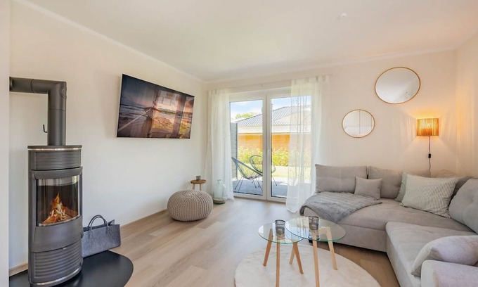 Ueckeritz Apartment | Cozy vacation home "Domizil zum Lerchengrund 03" in Ückeritz close to the beach