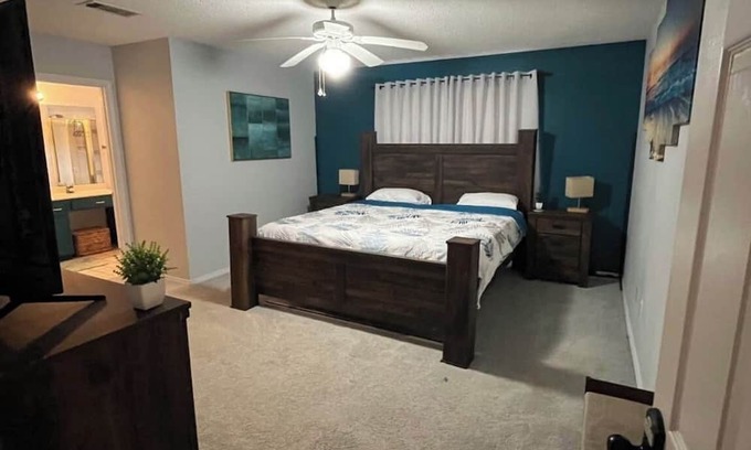 Okaloosa County House | Charming 1-master bedroom in a fully furnished rental house in Niceville