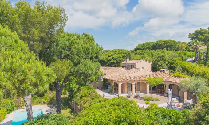 La Croix-Valmer Villa | Villa La Genestine - La Croix Valmer