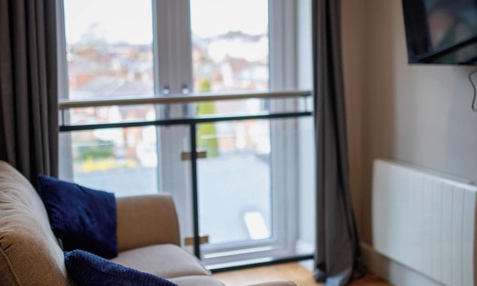Salisbury Apartment | City View Apartment II - Salisbury. 1 bed in the centre of the Medieval City