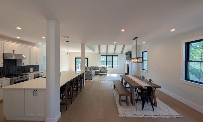 Windham House | 3-Bedroom Modern Farmhouse Townhome in Charming Windham with WiFi, AC. Book Now
