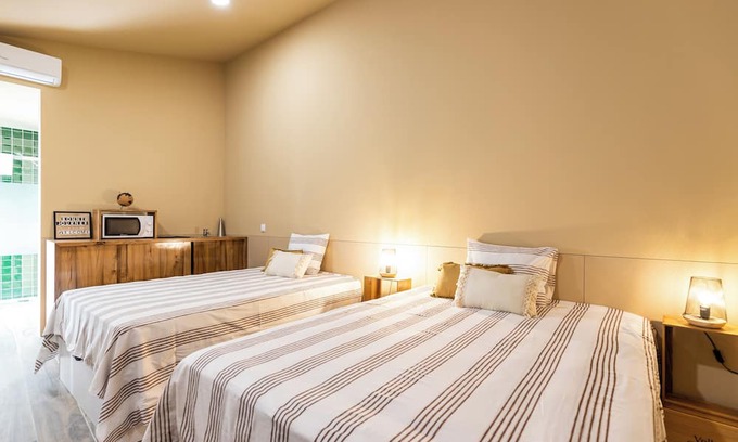 Bomfim Apartment | Dorigem Rooms (Room 2- Twin Room)