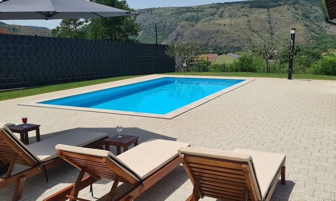 Buna Villa | Villa Gloria - Luxury Villa with Swimming Pool