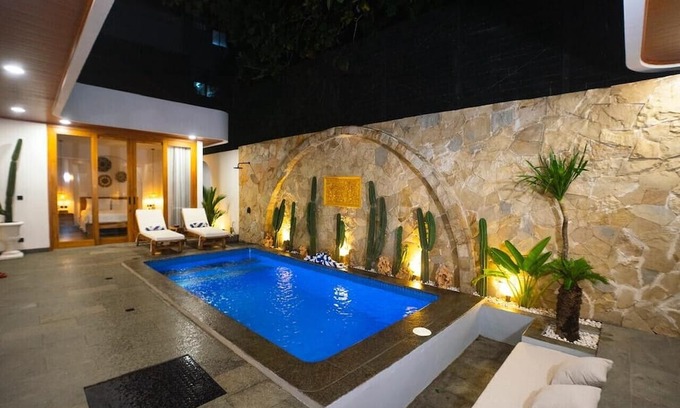 Mumbul Villa | Zahra Villas 3 Bedroom Has It All. But At A Surprising Price. Why Not Stay?