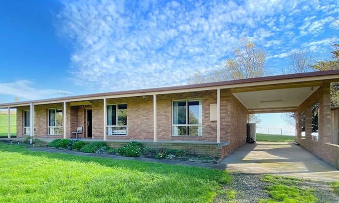 Poowong Other | Rolling Hills Retreat