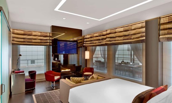 Downtown Dallas House | Penthouse Rooftop at The Joule Dallas, Kitchen, Rooftop Pool, Parking