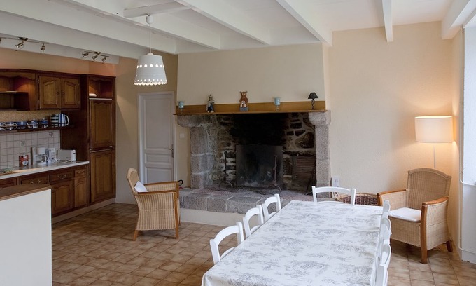 Brehal House | Detached country house, with enclosed garden, tennis court, sea 5kms away