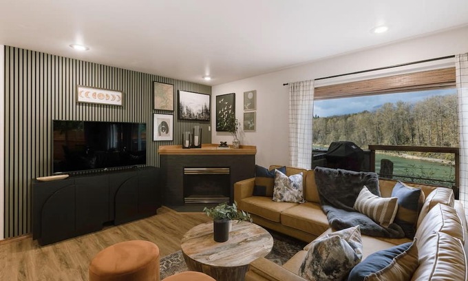 Concrete House | Baker Loop