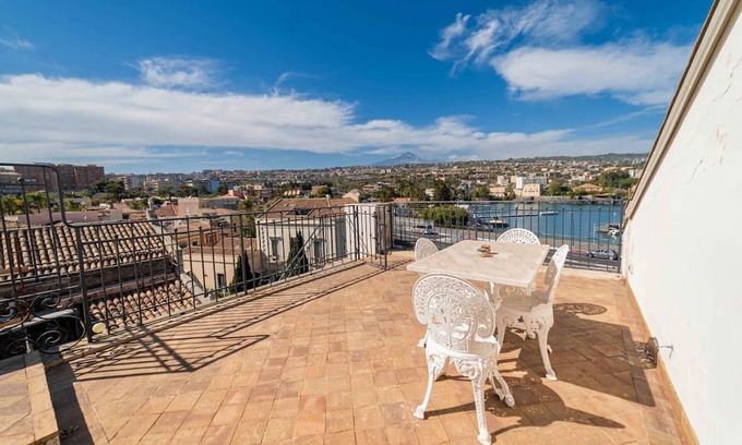 Ognina Apartment | Loft Duplex Skyview by Wonderful Italy