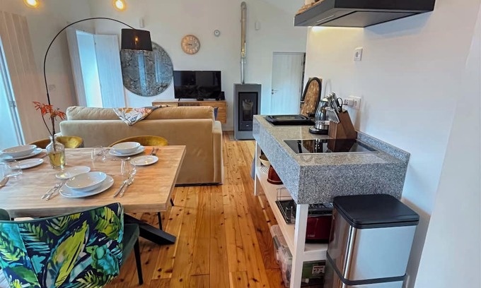 Lajes do Pico House | Picolo-Mondo - Mint and Honey