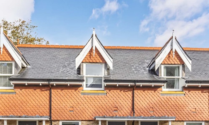 Boscombe House | BOURNECOAST: Modern terraced mews - garden/parking - near beach/town centre 9624