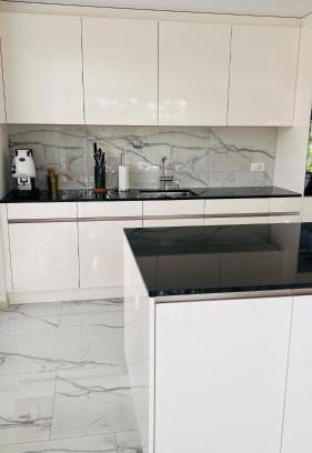 Weinfelden Apartment | Lady Elisabet