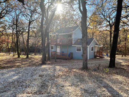 Kingston House | Cottage on Kiowa /Pet Friendly (Lake Texoma)